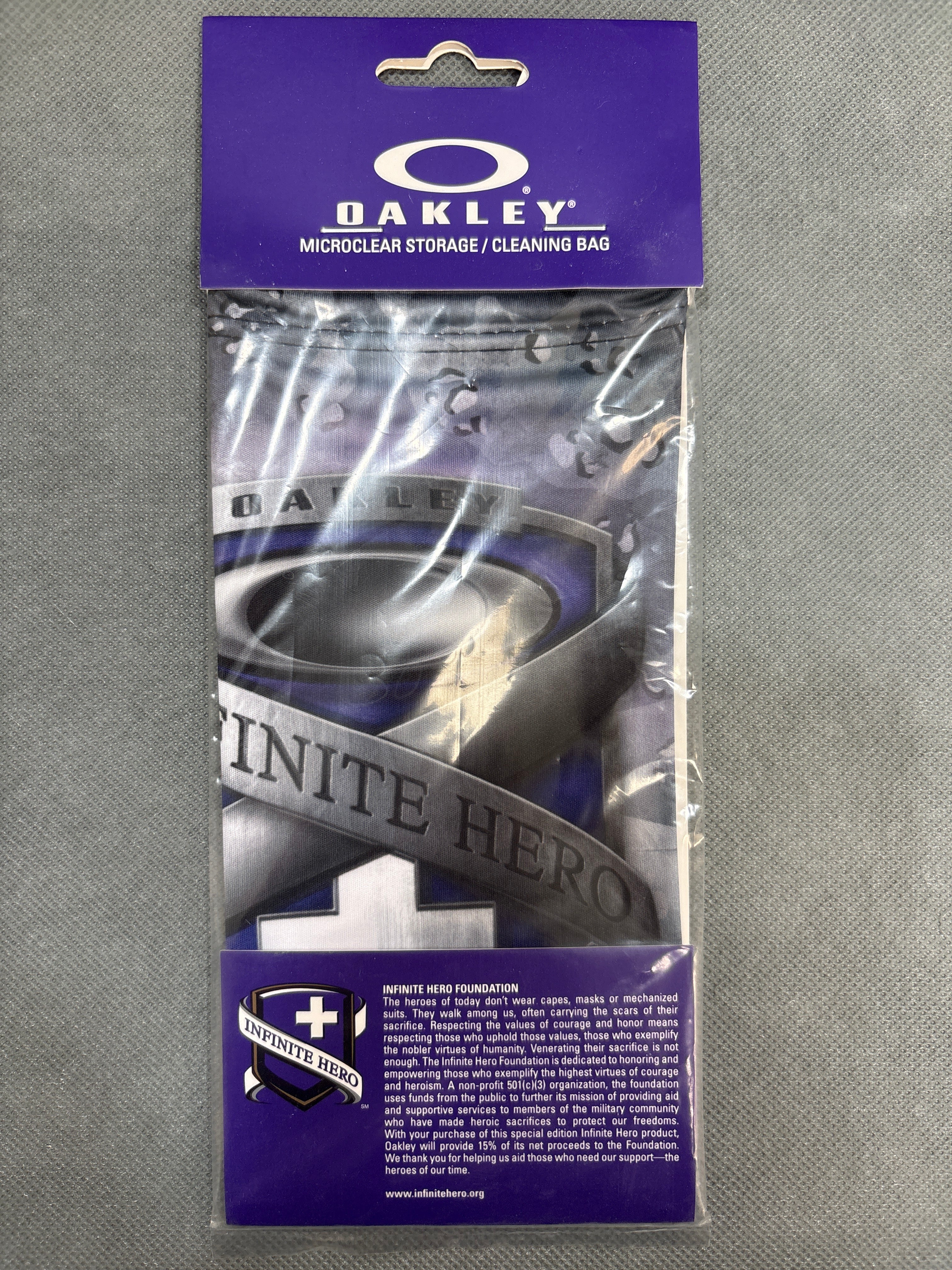 Oakley Infinite Hero Glasses Sleeve RARE