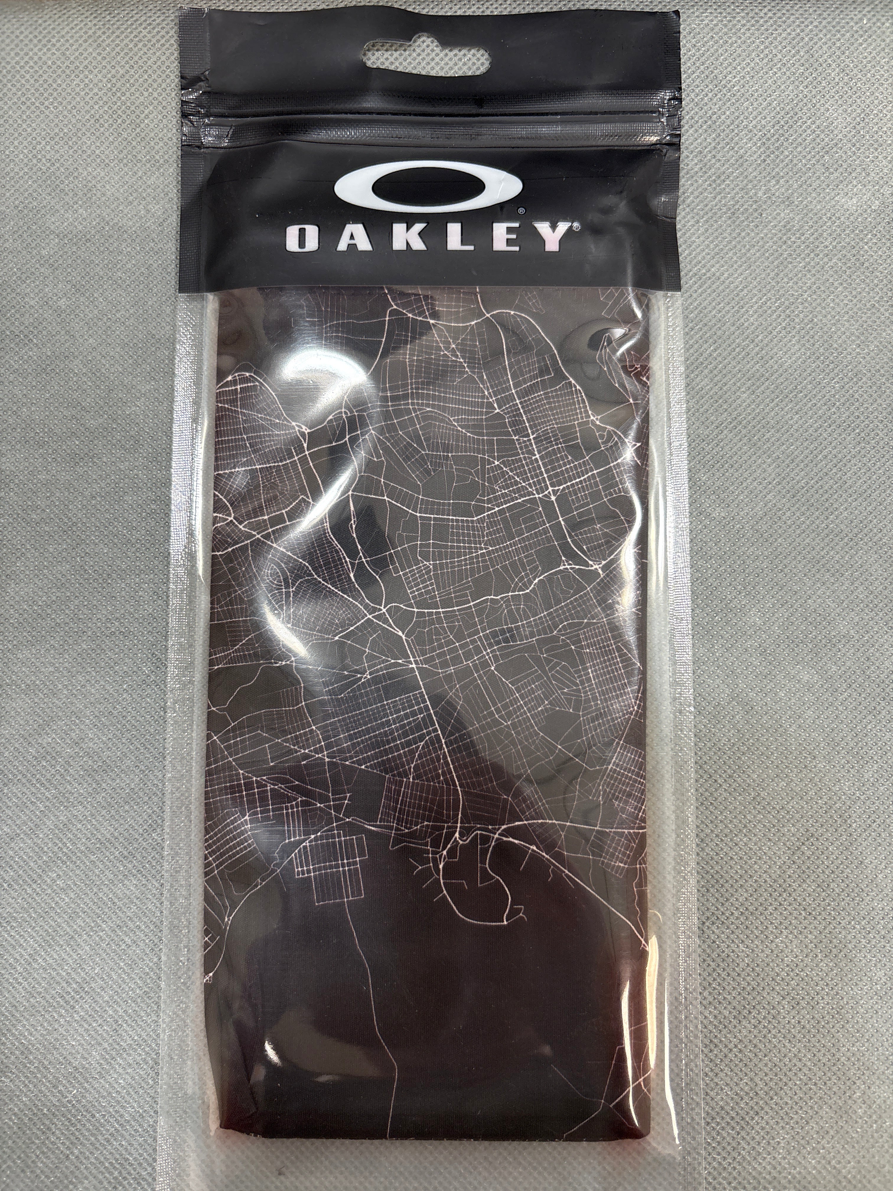 Oakley NYC Liberty Glasses Sleeve