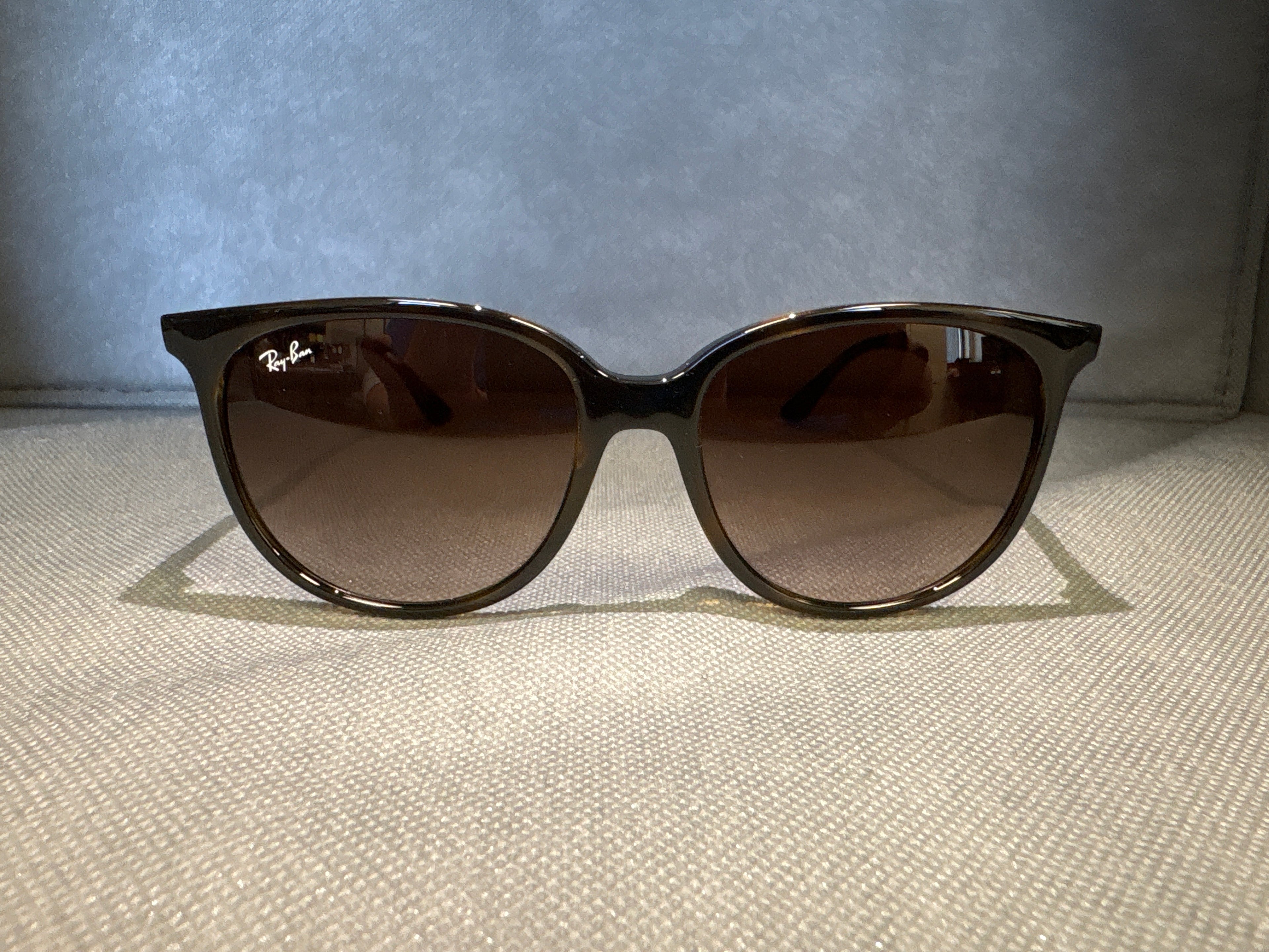 Ray-Ban RB4378